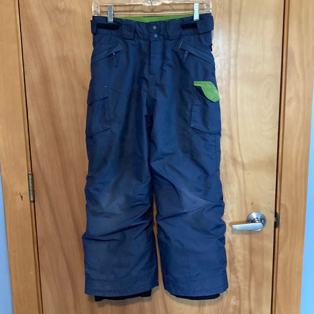 Patagonia Boyʻs Insulated Snow / Ski Pants